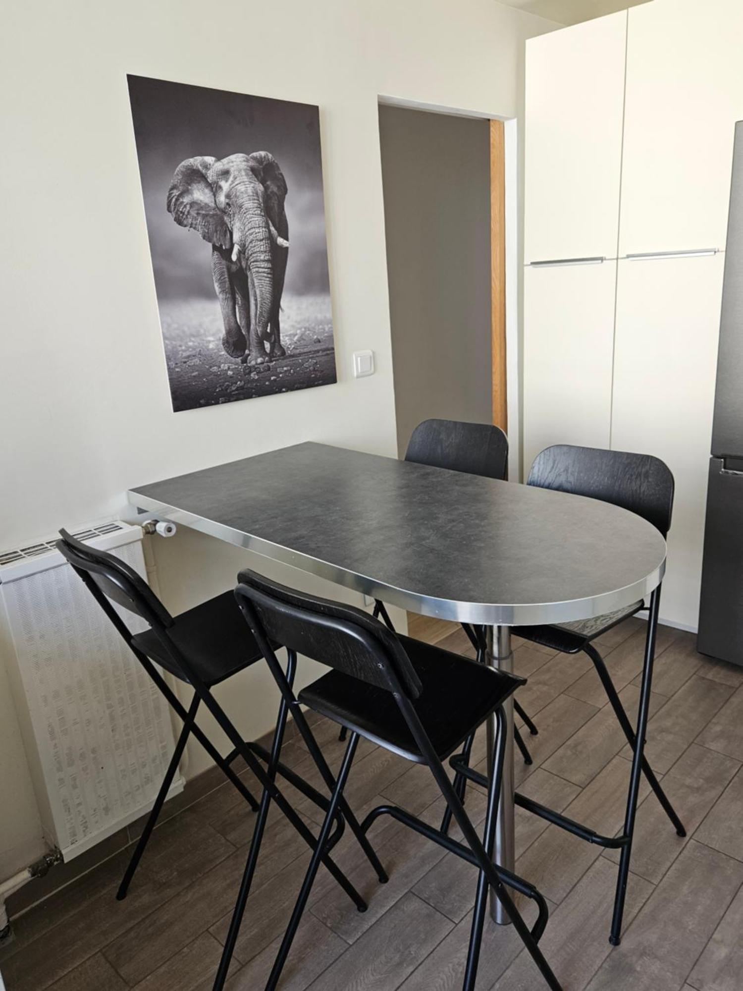 Chambre En Colocation Fille, Proche Mer, Climatisation تولون المظهر الخارجي الصورة