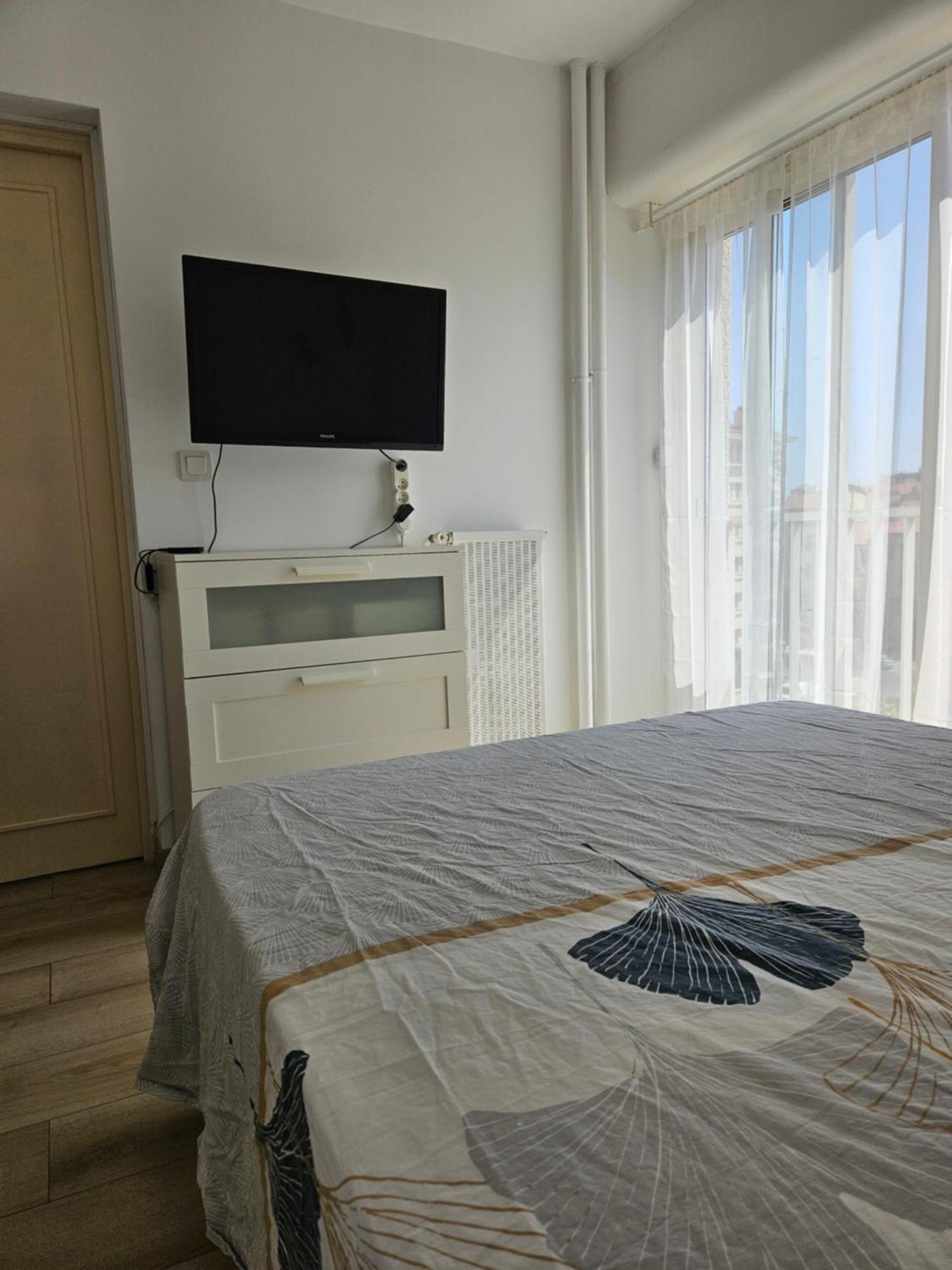Chambre En Colocation Fille, Proche Mer, Climatisation تولون المظهر الخارجي الصورة