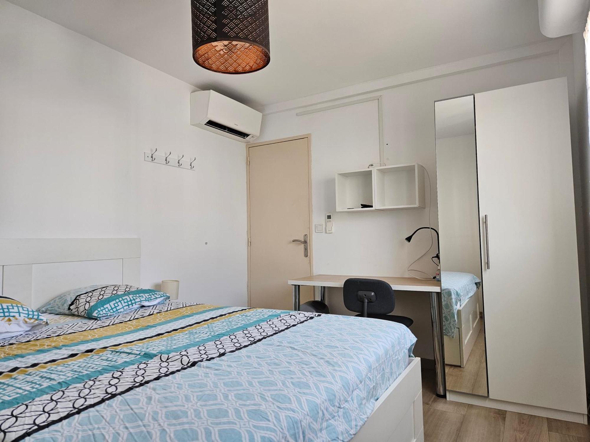 Chambre En Colocation Fille, Proche Mer, Climatisation تولون المظهر الخارجي الصورة