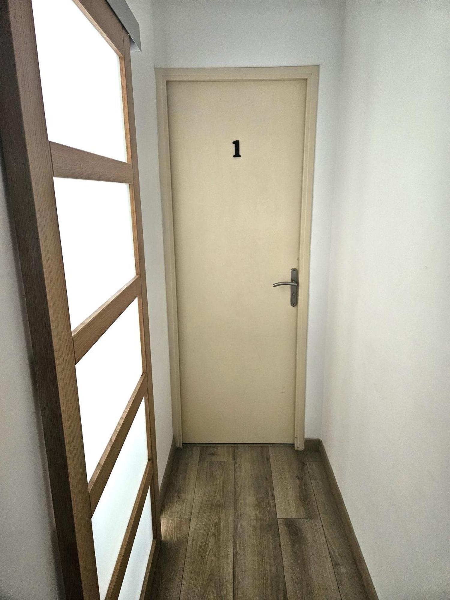 Chambre En Colocation Fille, Proche Mer, Climatisation تولون المظهر الخارجي الصورة