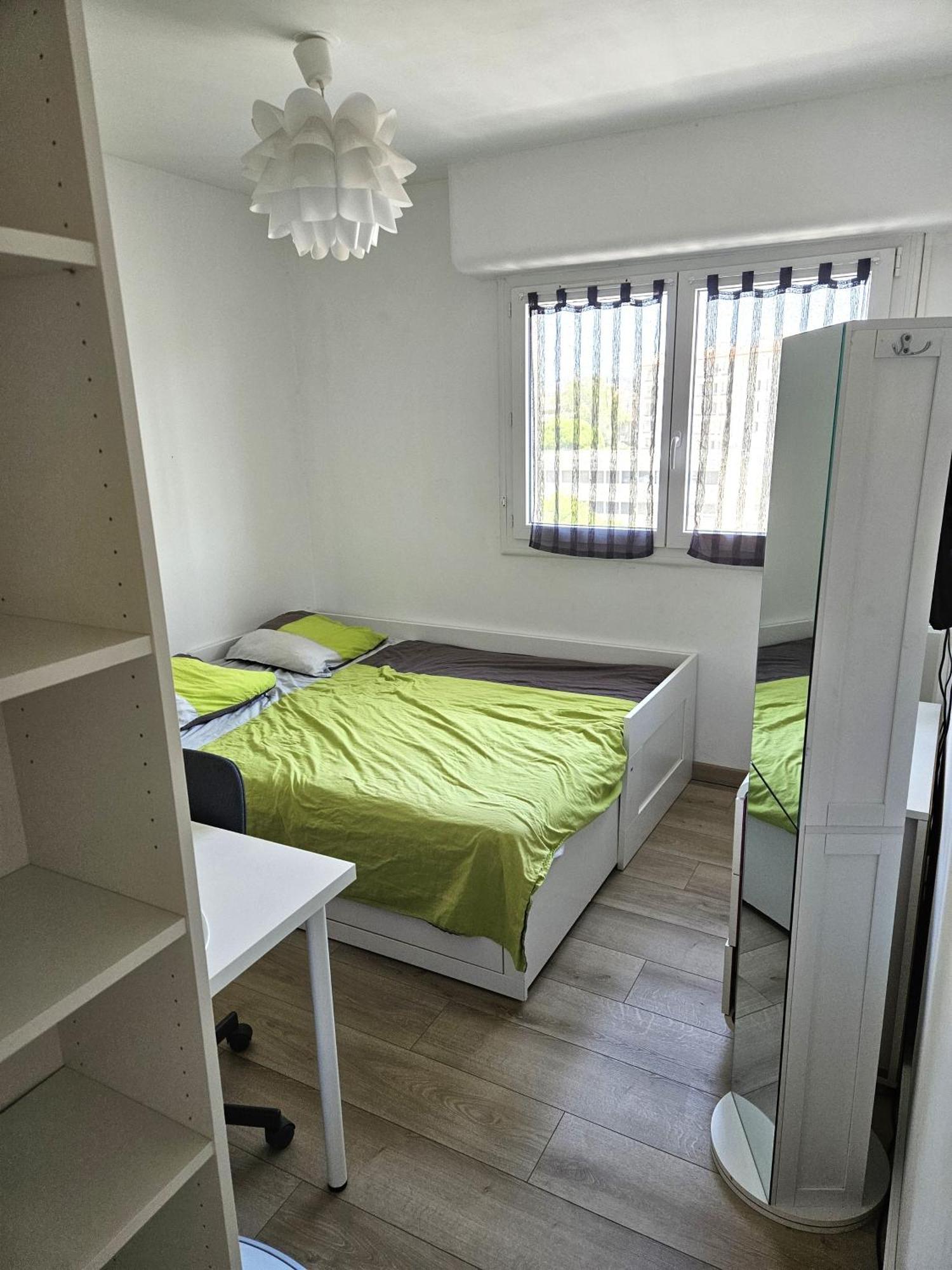 Chambre En Colocation Fille, Proche Mer, Climatisation تولون المظهر الخارجي الصورة